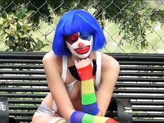 Frown clown Mikayla free cum on mouth from stranger dude